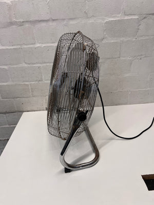 Russell Hobbs Silver Metal Floor Fan — Good Working Order with Surface Wear – side view