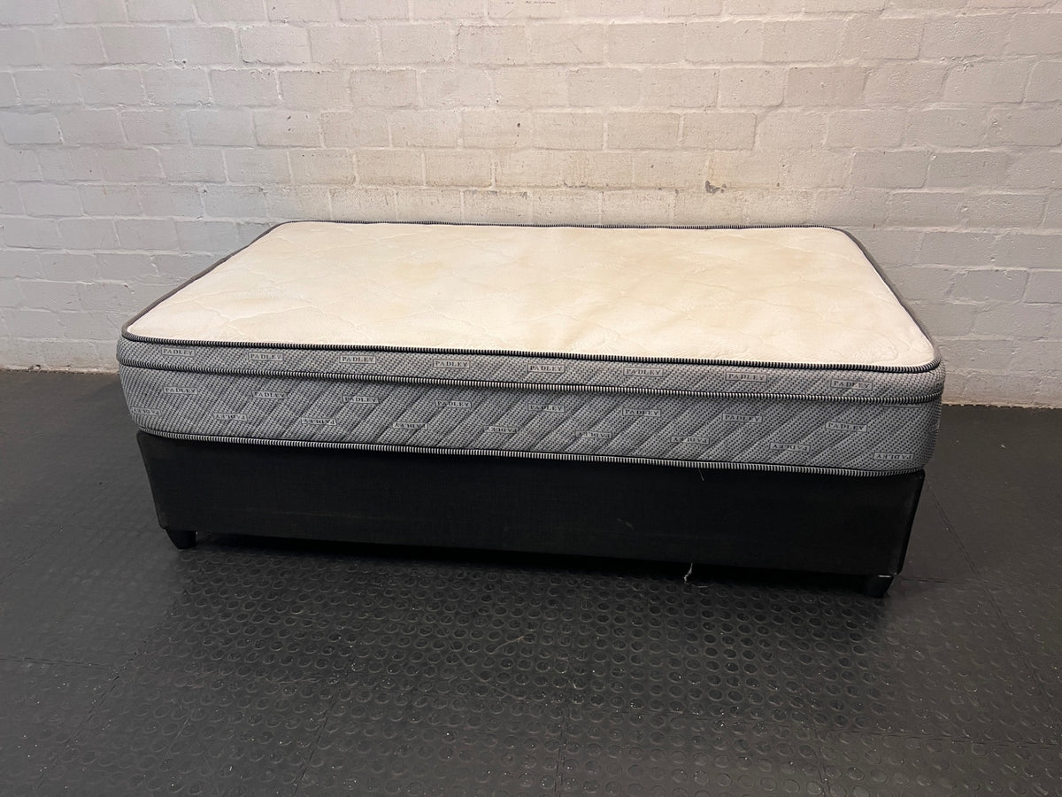 Padley Hotel Supreme 3/4 Base Set — Fair Used Condition – side view