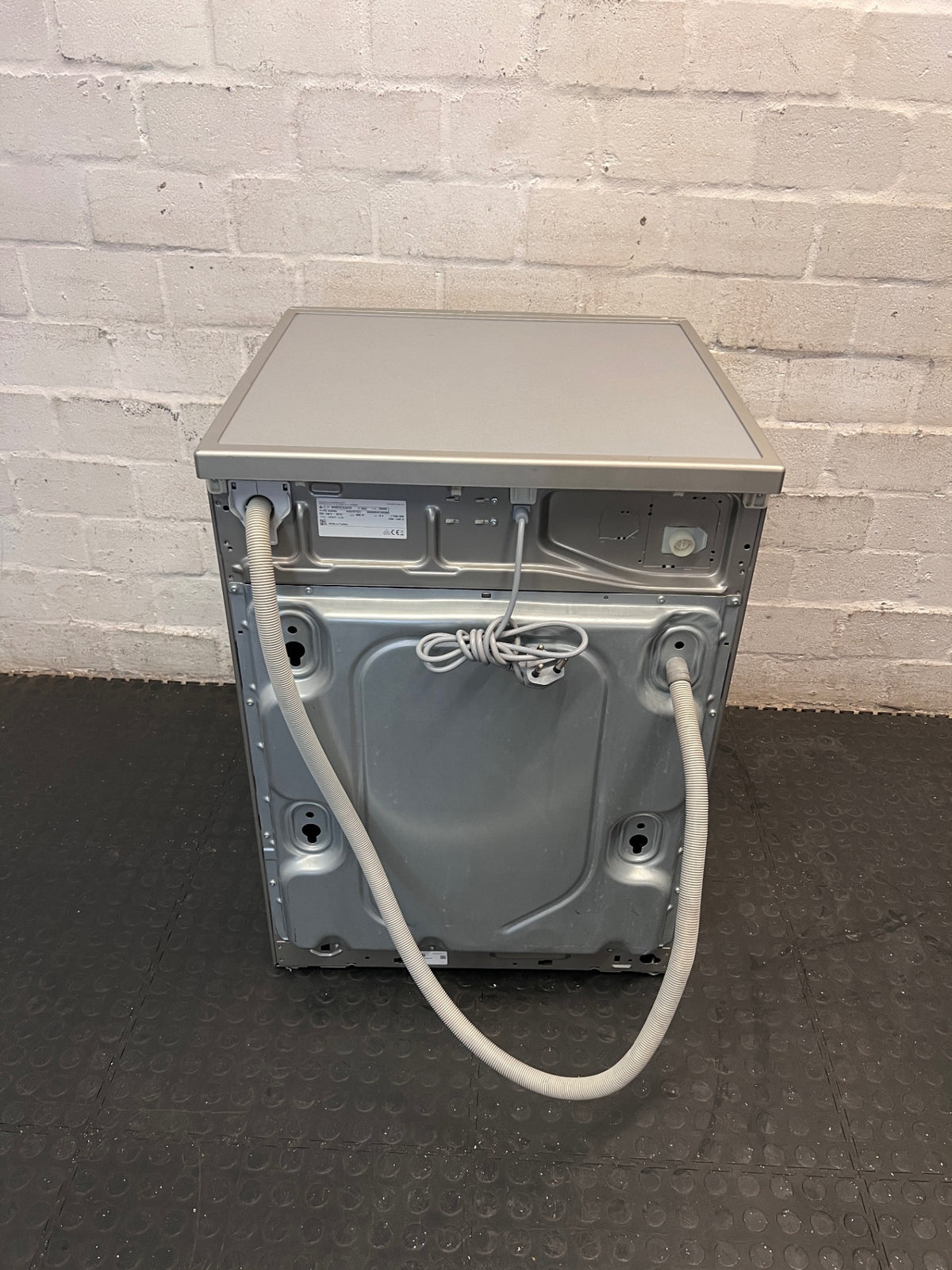 Bosch Serie 4 Silver Front-Loader Washing Machine — Good Working Order – back view