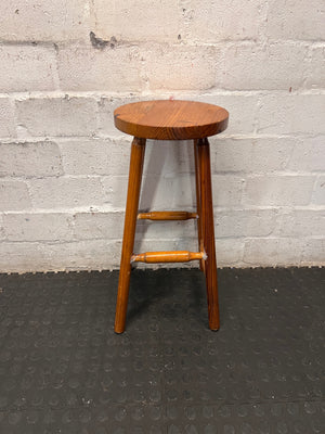 Classic Brown Wooden Bar Stool with Round Seat — Worn Condition with Structural Wear – condition detail