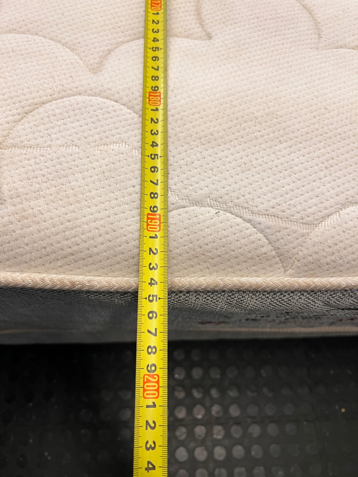 Durapedic Ultra Premium Double Base Set — Good Working Order – depth measurement