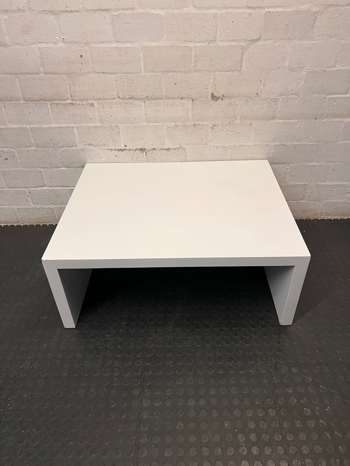 Minimalist White Rectangular Coffee Table — Wear and Minor Scratches on Side – main front view
