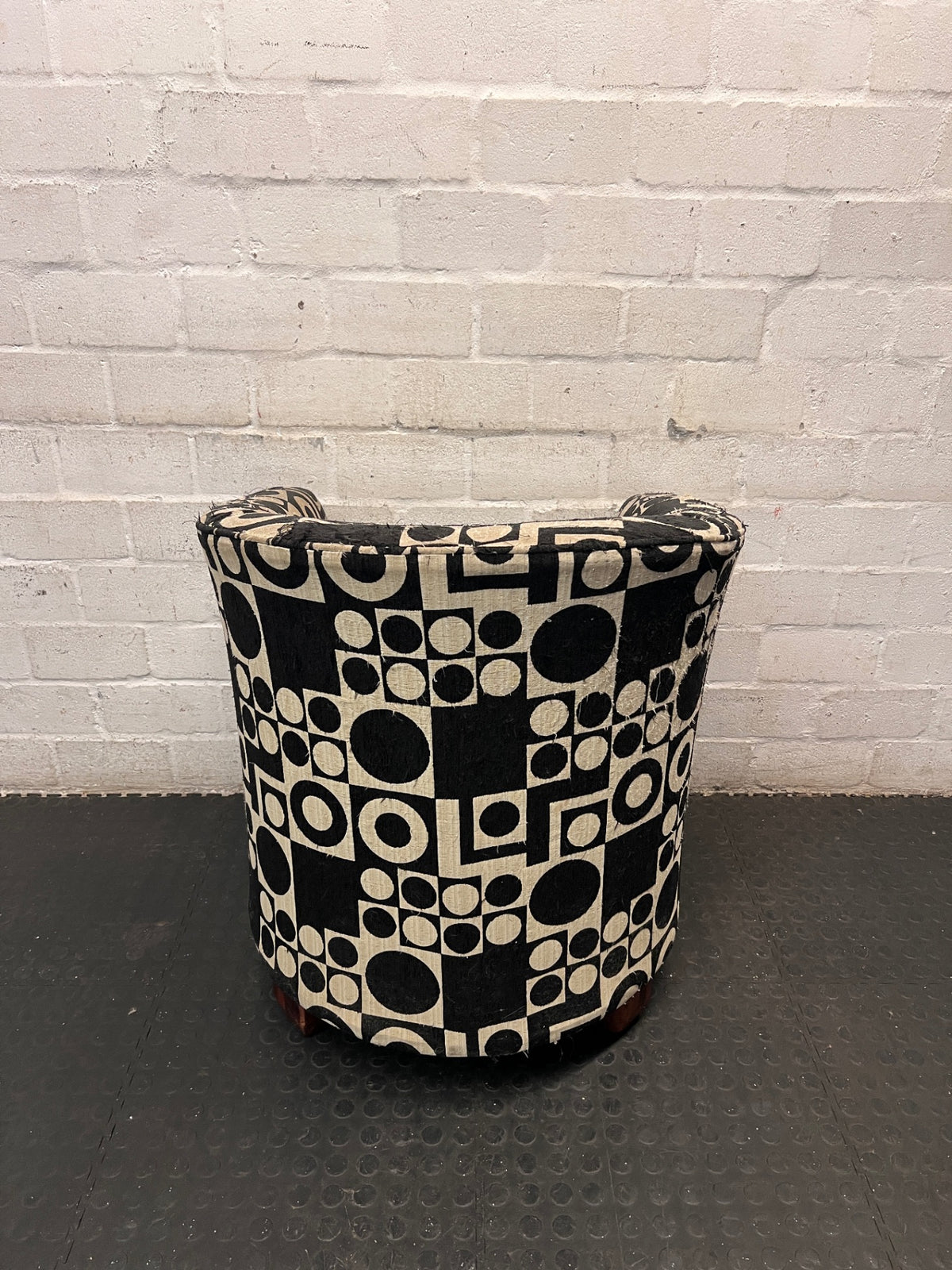 Geometric Pattern Tub Chair with Wooden Feet – back view