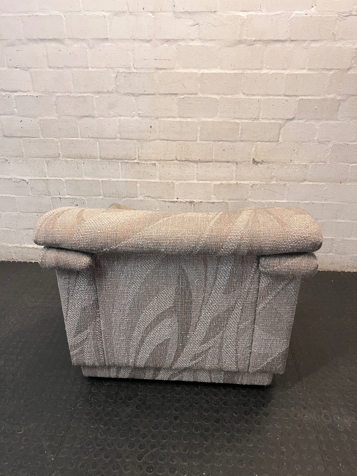 Patterned Fabric Single Seater Couch – condition detail