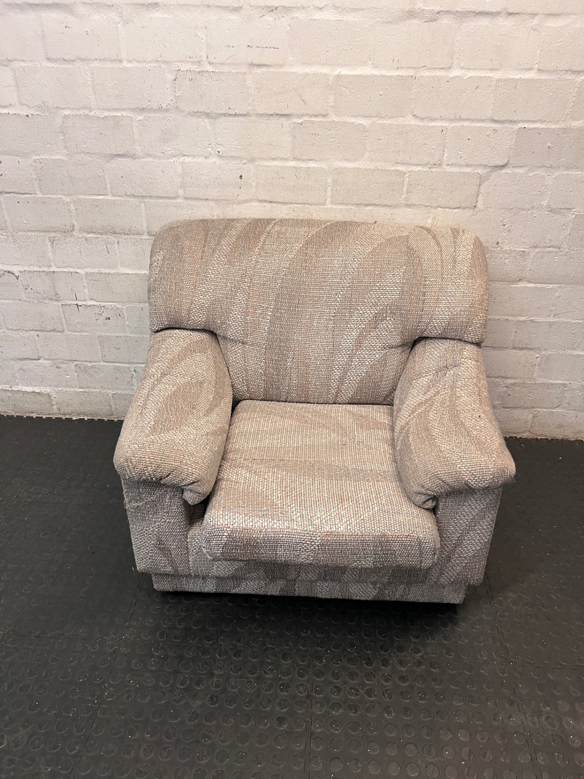 Patterned Fabric Single Seater Couch – main front view