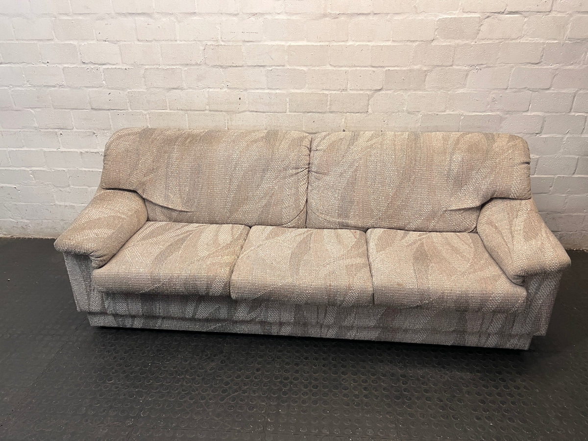 Patterned Fabric 3 Seater Couch – main front view