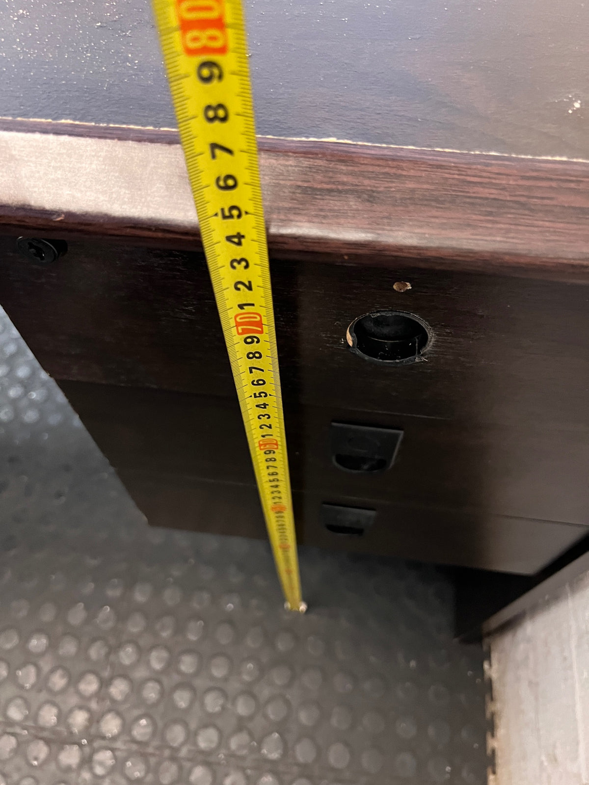 Dark Wood-Finish Office Desk with Three Drawers – height measurement