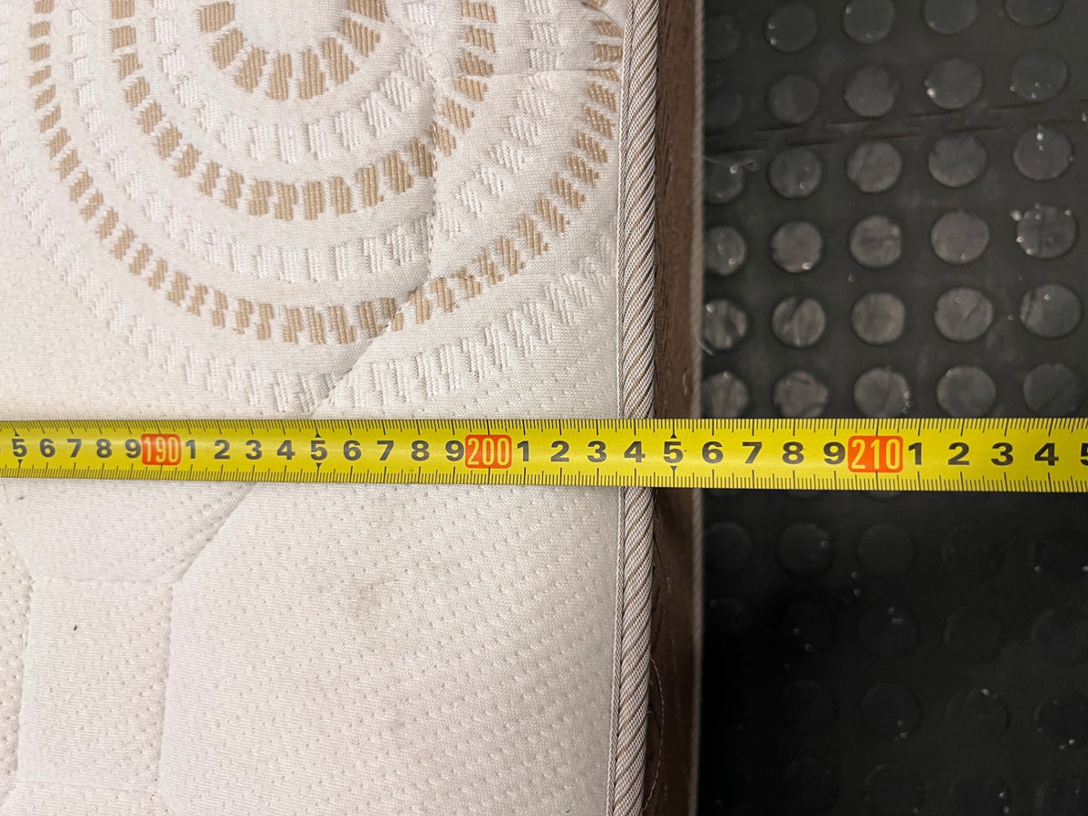 Truform Lifestyle 2000 Queen Orthopaedic Mattress — Well Used Mattress – depth measurement