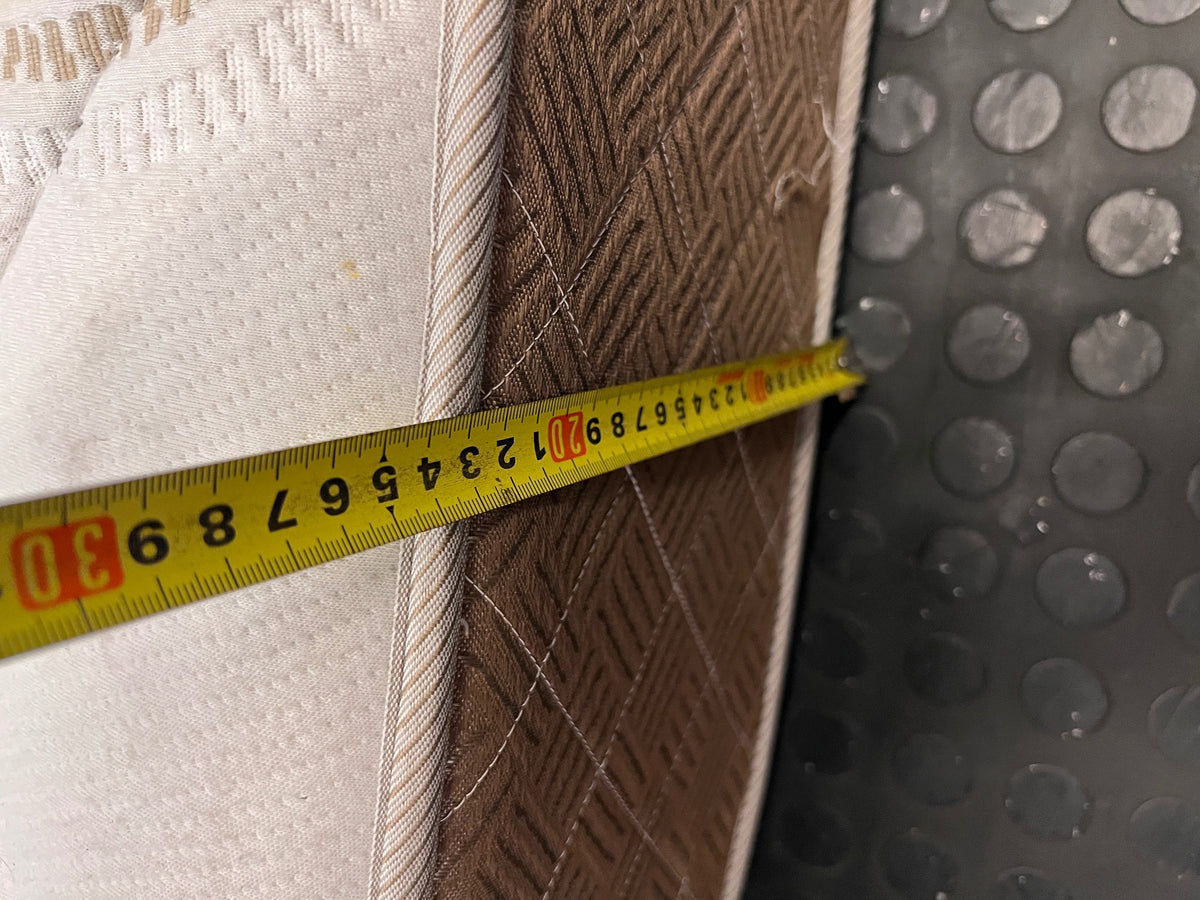 Truform Lifestyle 2000 Queen Orthopaedic Mattress — Well Used Mattress – height measurement