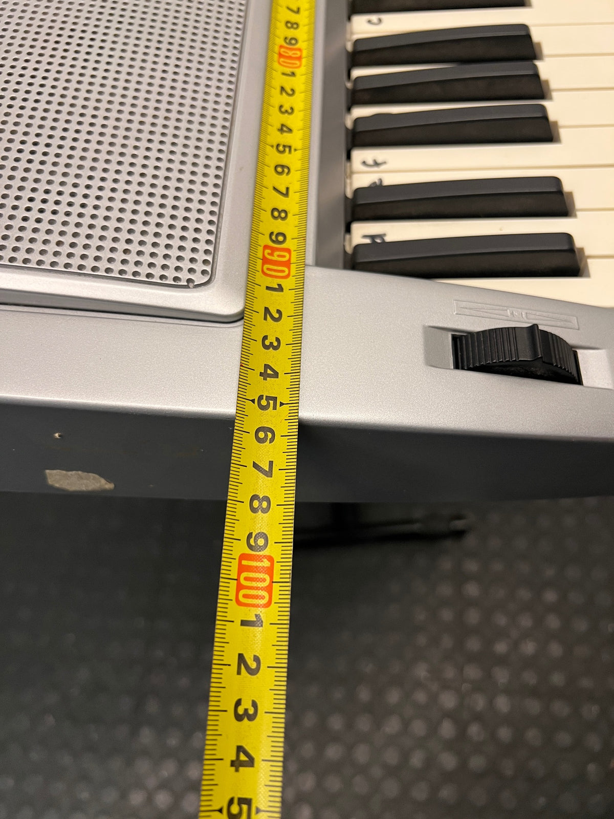 Sanchez Silver Electronic Keyboard with Stand — Good Working Order; Fair Condition – width measurement