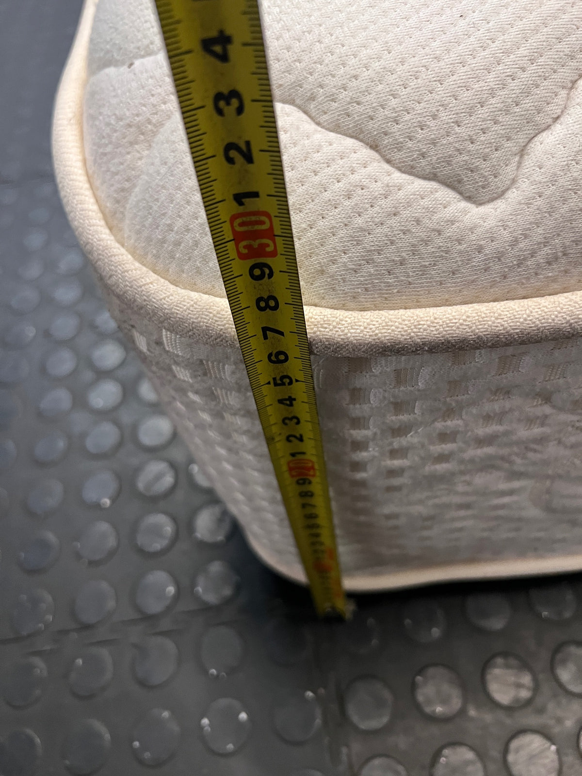 Serta Queen Mattress Florentine Collection — Used Condition with Visible Surface Marks – height measurement