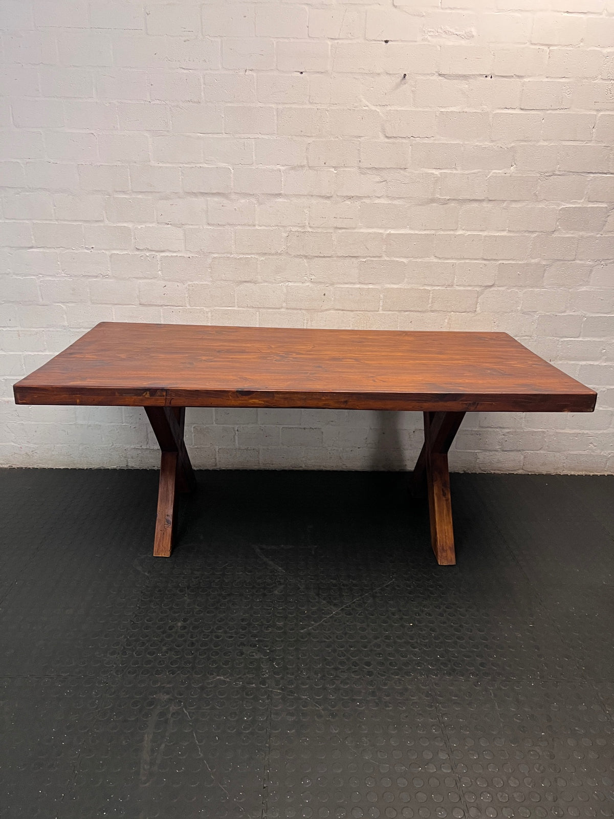 Rustic Wooden X-Frame Dining Table – condition detail