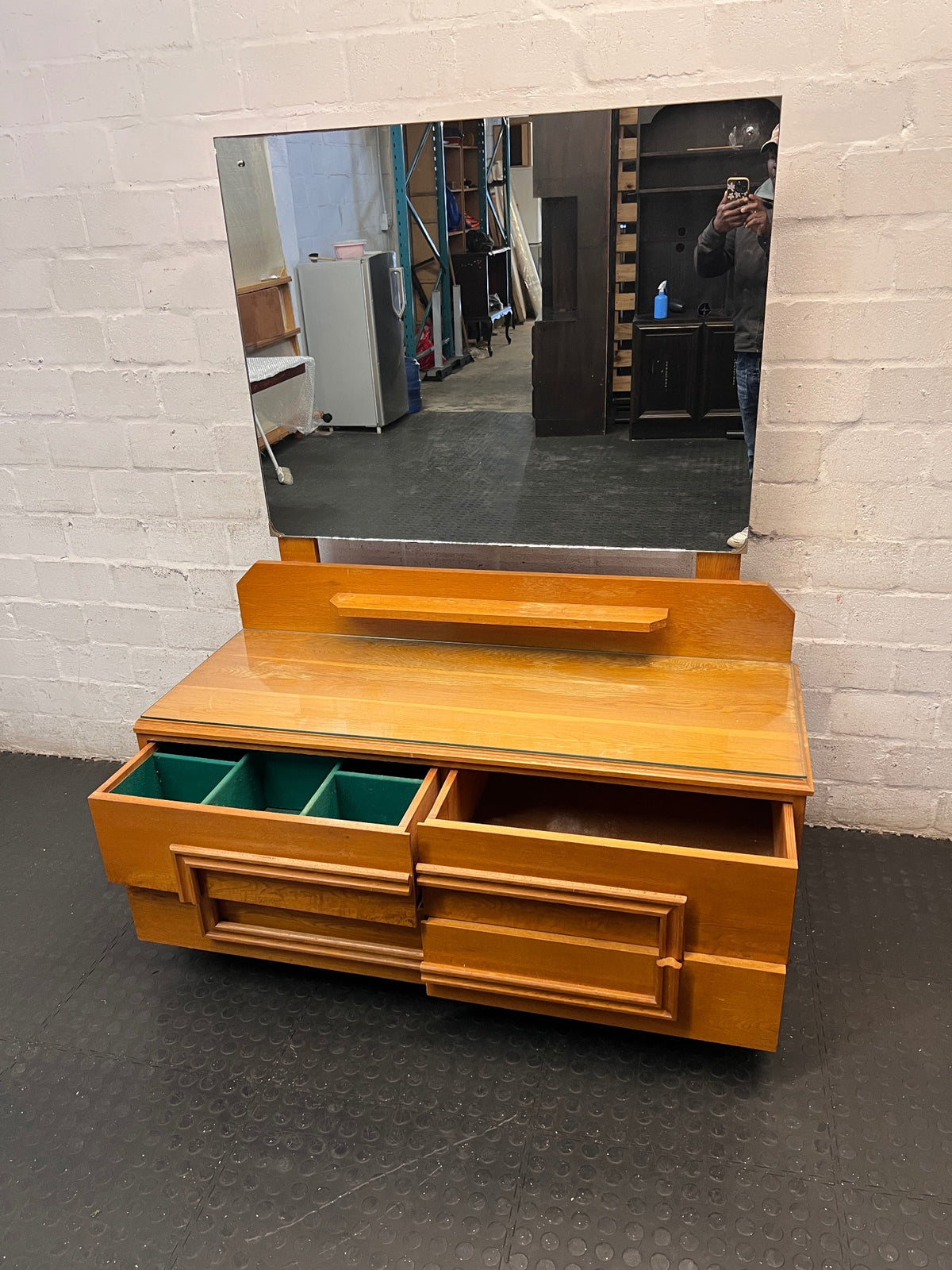 Japanese Oak Dressing Table with Large Mirror — Good Condition with Glass Top – side view