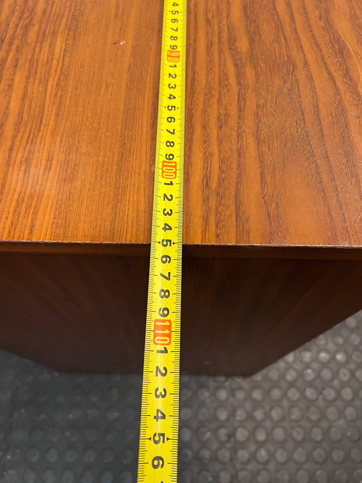 Wooden Office Desk with 4 Drawers — Chipped Veneer and Surface Wear – width measurement