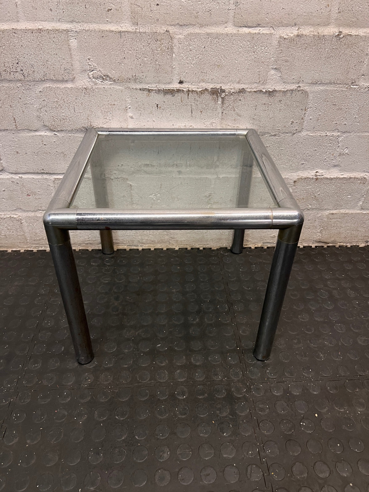 Square Glass and Chrome Side Table with Metal Legs – back view