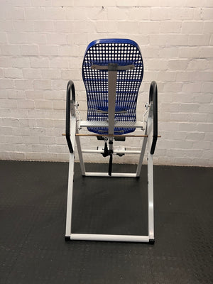 Star Teeter White and Blue Inversion Table — Good Working Order – condition detail