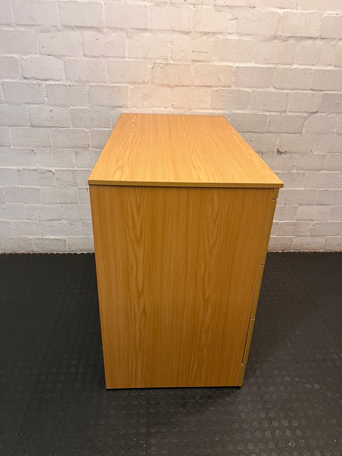 Optiplan 3-Drawer Filing Cabinet in Oak Finish — Good Condition with Keys – top view