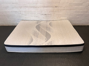 Dynamic Orthopaedic Premium Double Mattress — Two Year Old Mattress in Good Condition – top view