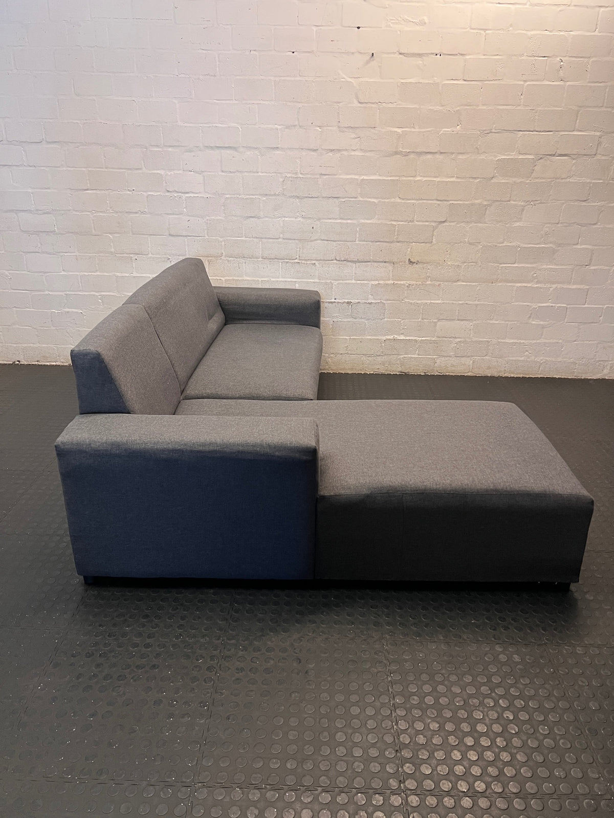 Grey Fabric L-Shape Sectional Couch — Good Condition – side view