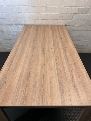 Modern Oak-Look Dining Table — Very Good Condition – top view