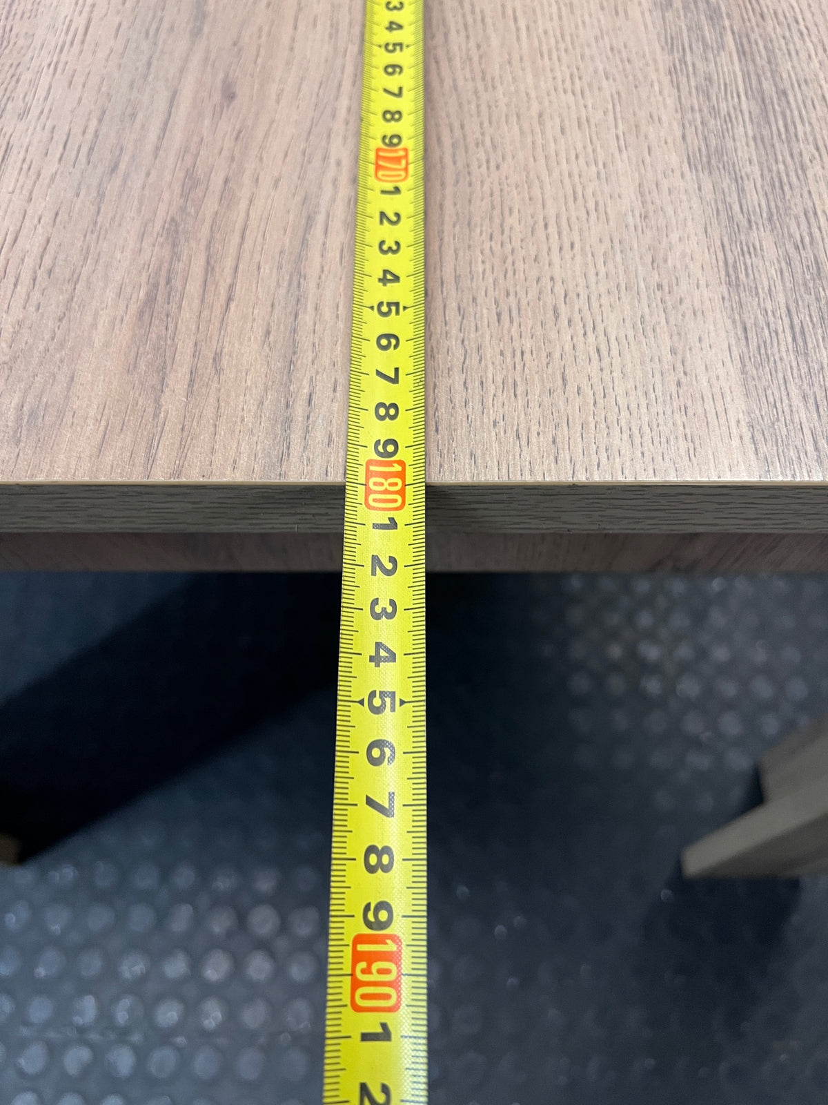 Modern Oak-Look Dining Table — Very Good Condition – width measurement
