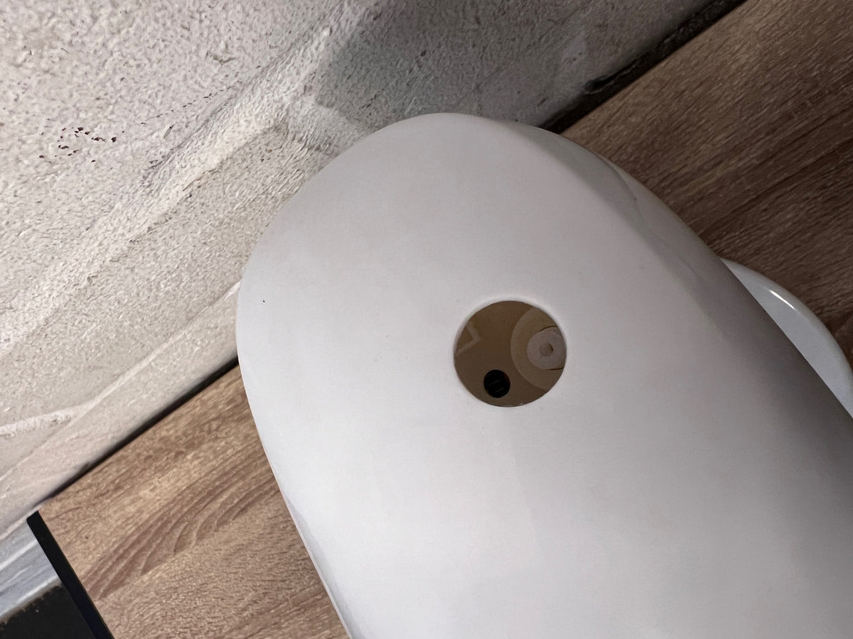 White Mellerware Oscillating Desk Fan — Good Working Order; Fair Condition – top view