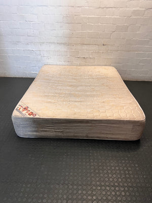 Quilted Beige Queen Mattress — Good Working Order – condition detail