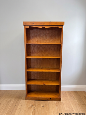 Classic 5-Tier Wooden Bookshelf with Scalloped Top — Varied Shelf Configurations Across Available Units – styled product image
