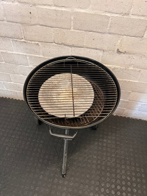 Black Weber Kettle Braai — Good Working Order – side view