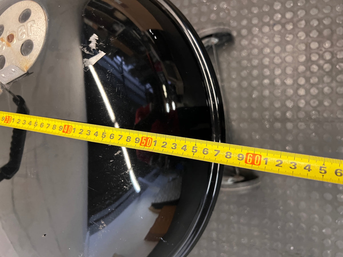 Black Weber Kettle Braai — Good Working Order – width measurement