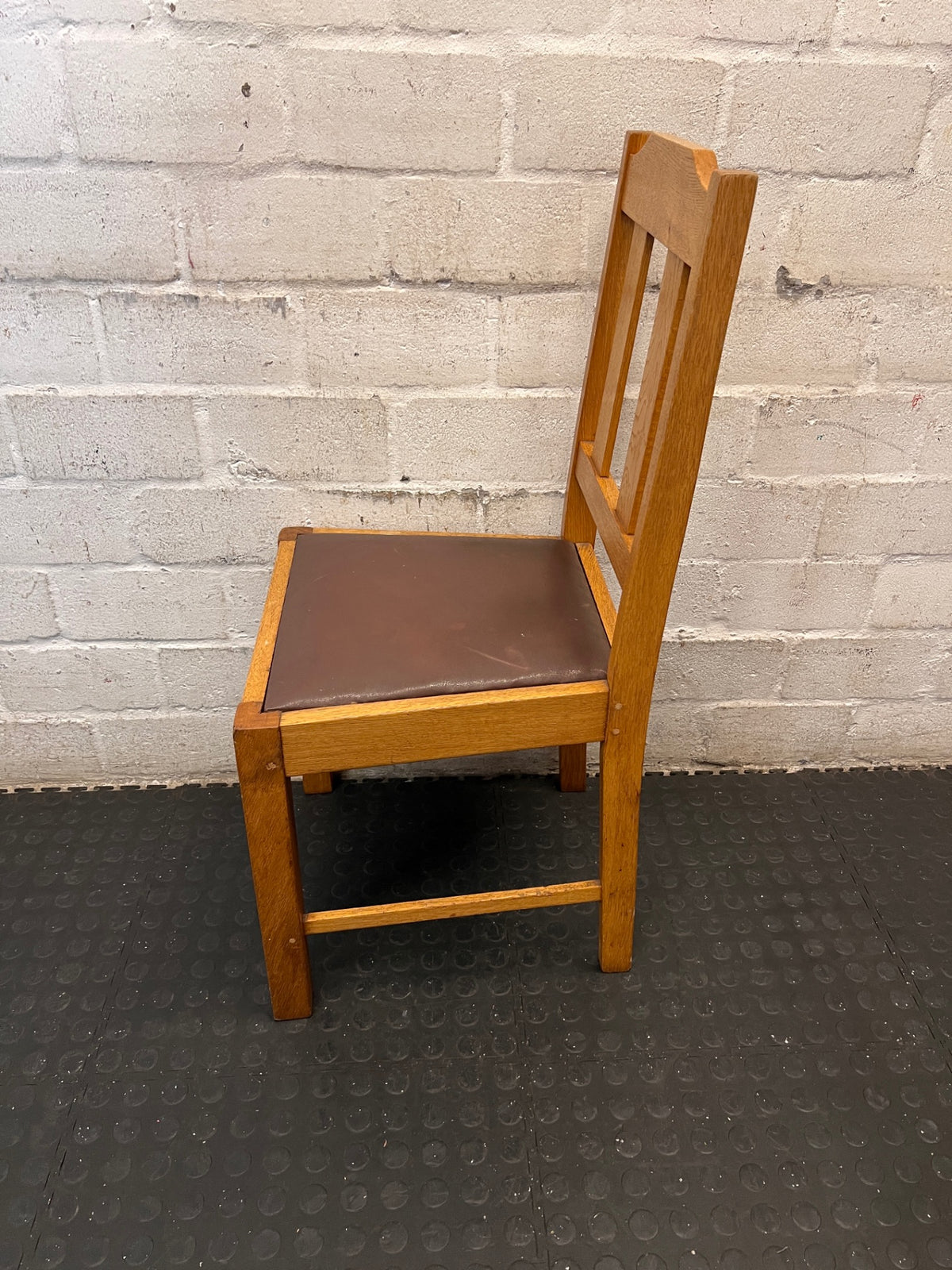 Classic Oak Dining Chair with Brown Inset Seat — Good Working Order – side view