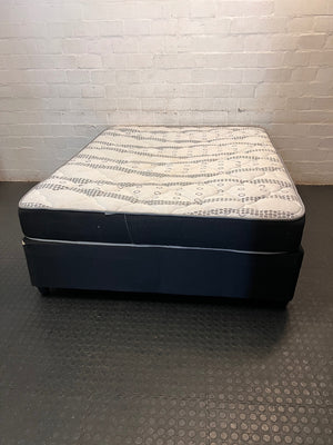 Queen Mattress and Base Set in Black and White — Good Condition; Still New – condition detail