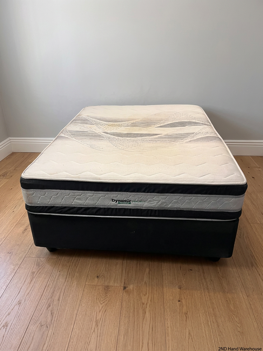 Dynamic Dual Rest Double Base Set — Fair Condition with Visible Surface Marks – styled product image