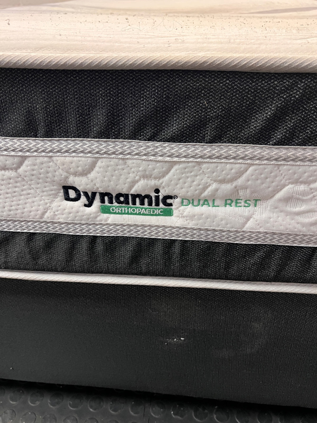 Dynamic Dual Rest Double Base Set — Fair Condition with Visible Surface Marks – top view