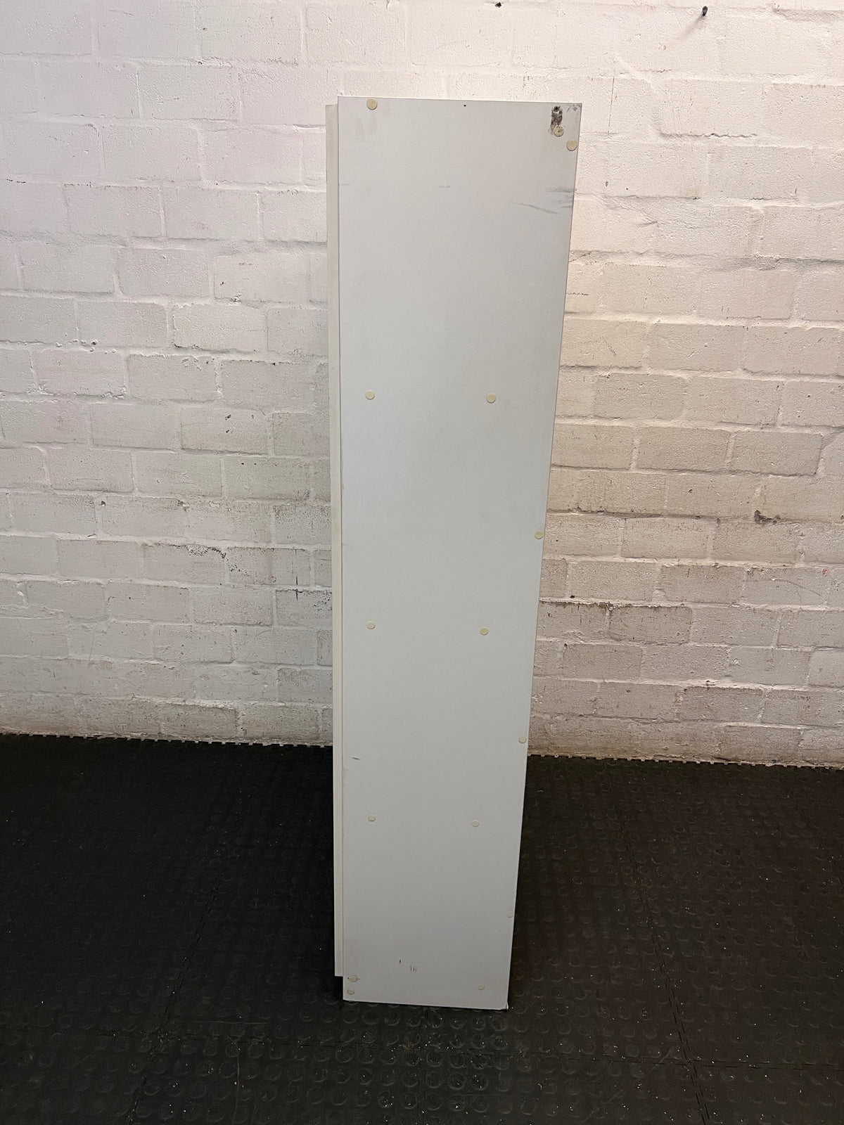 Tall White Two-Door Storage Cupboard with Lock – condition detail
