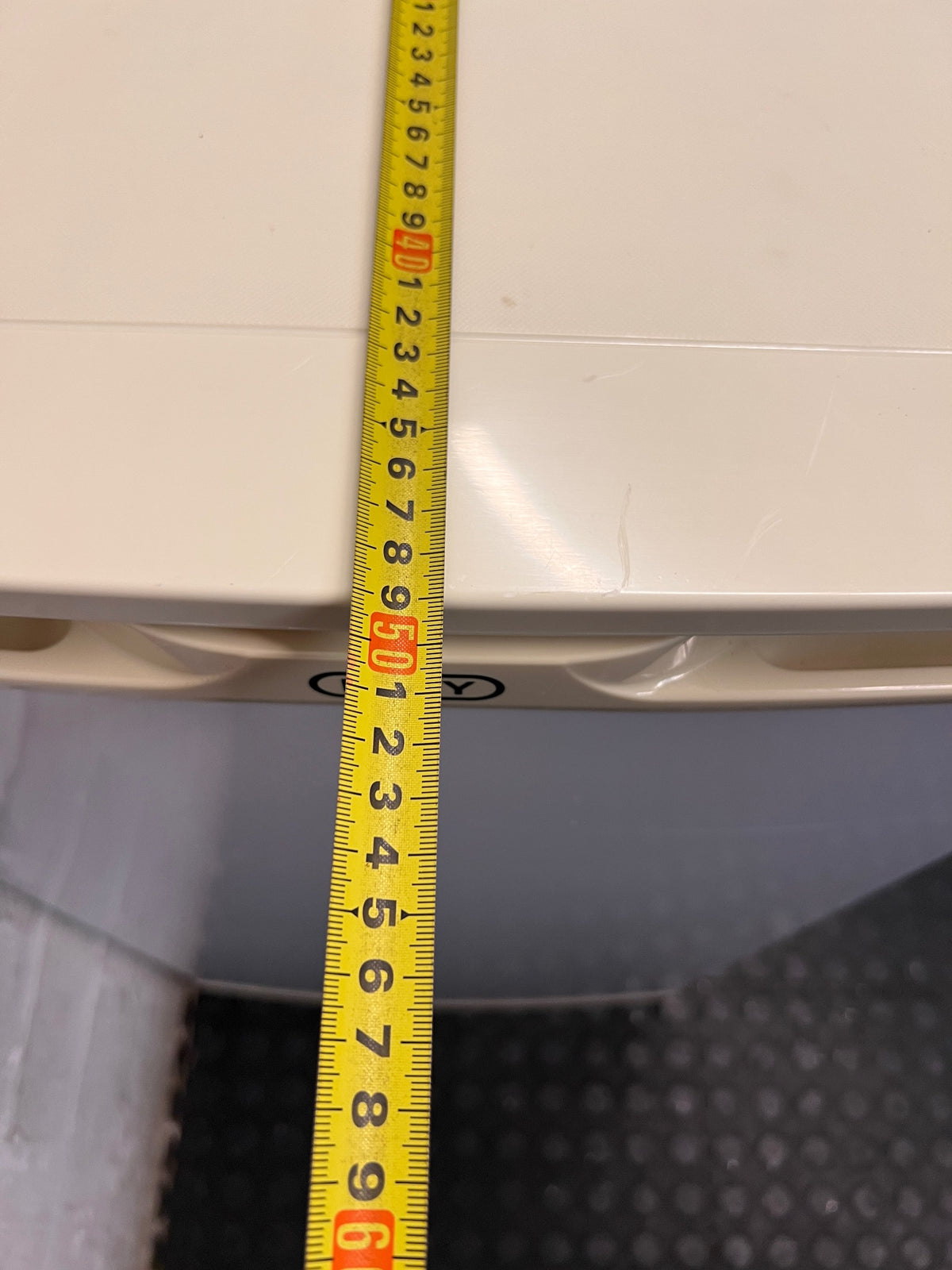 Defy White Compact Bar Fridge — Good Working Order – depth measurement