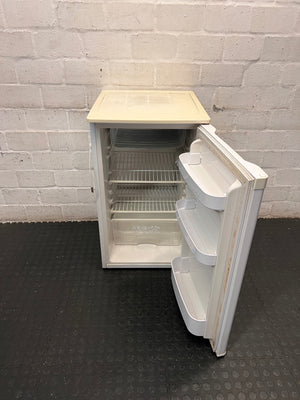 Defy White Bar Fridge with Lock — Good Working Order – side view