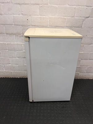 Defy White Bar Fridge with Lock — Good Working Order – top view