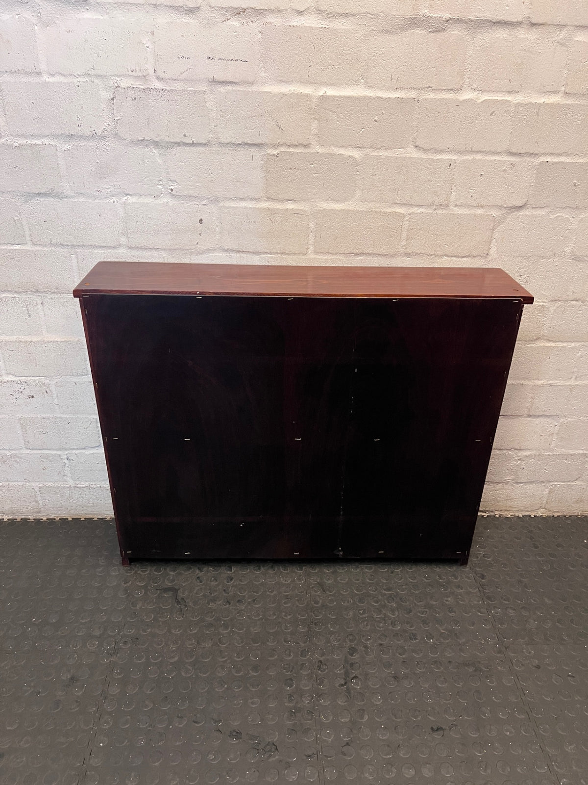 Dark Stained Pine 2-Tier Low Bookshelf — Good Working Order – condition detail