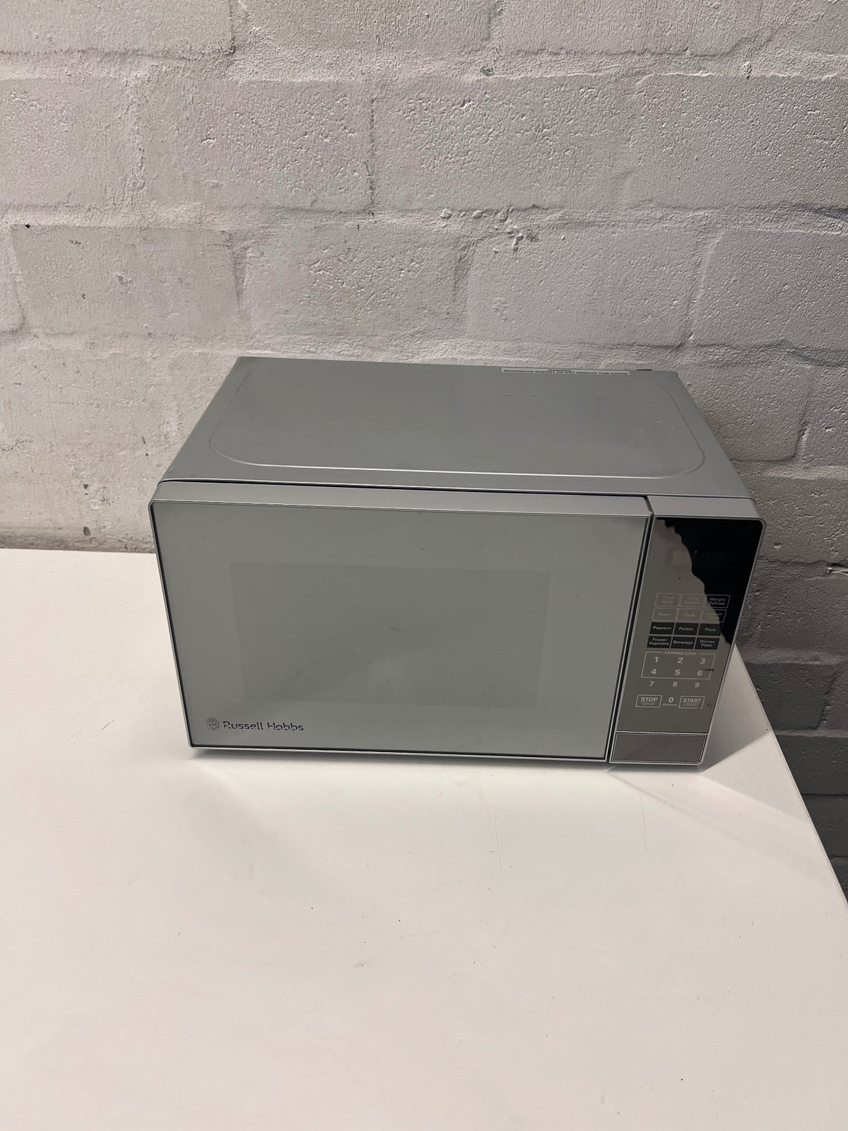 Russell Hobbs Silver Mirror-Finish Microwave – main front view