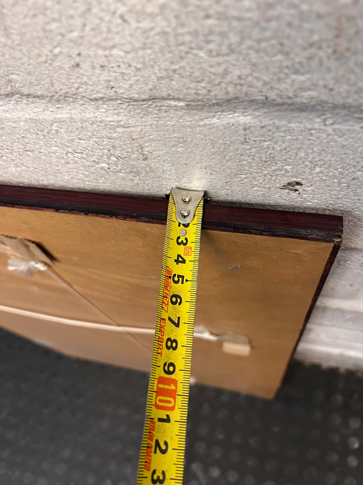 Rectangular Mahogany-Toned Framed Wall Mirror – depth measurement