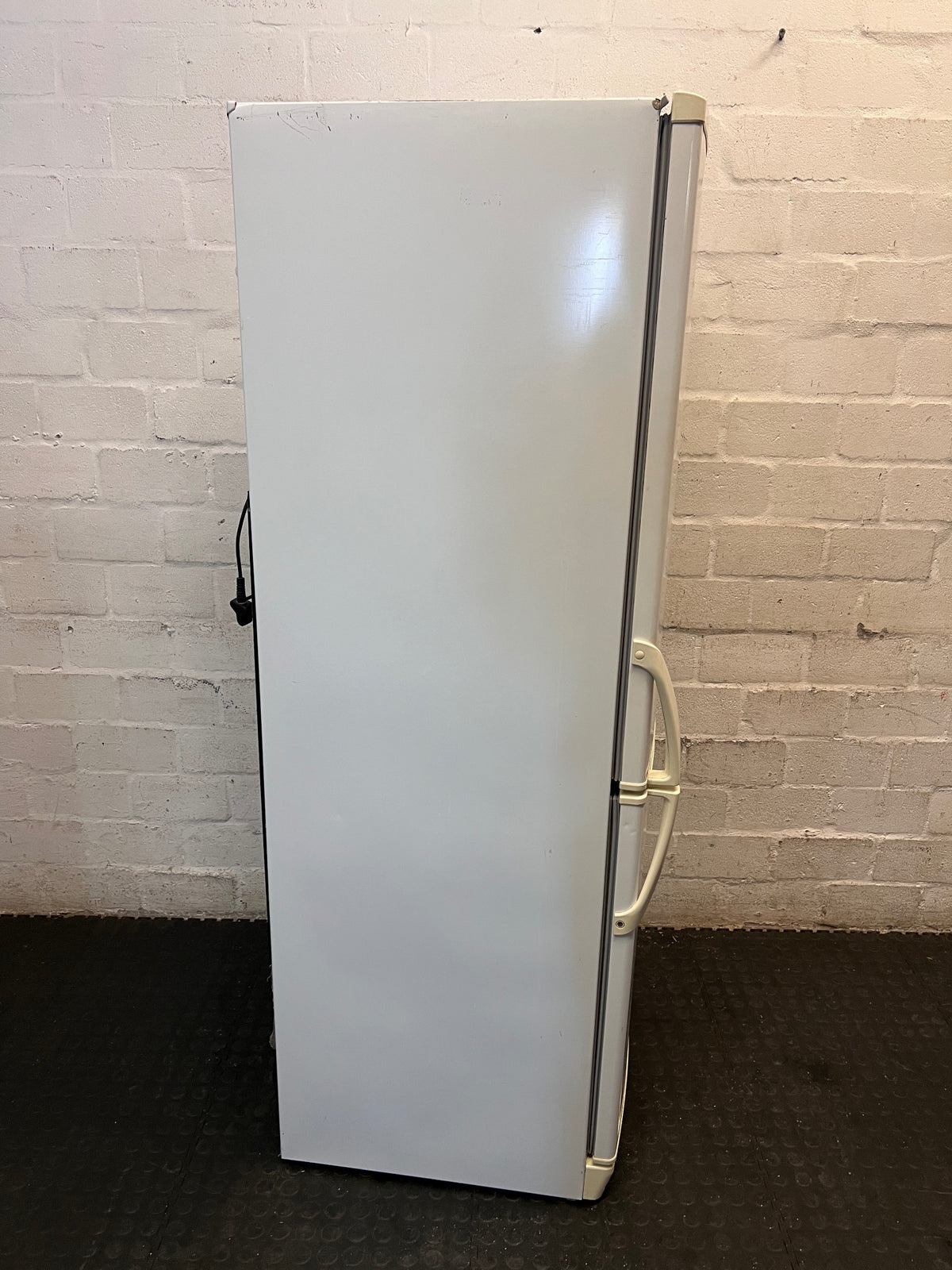 Defy White Upright Fridge-Freezer — Good Working Order – condition detail