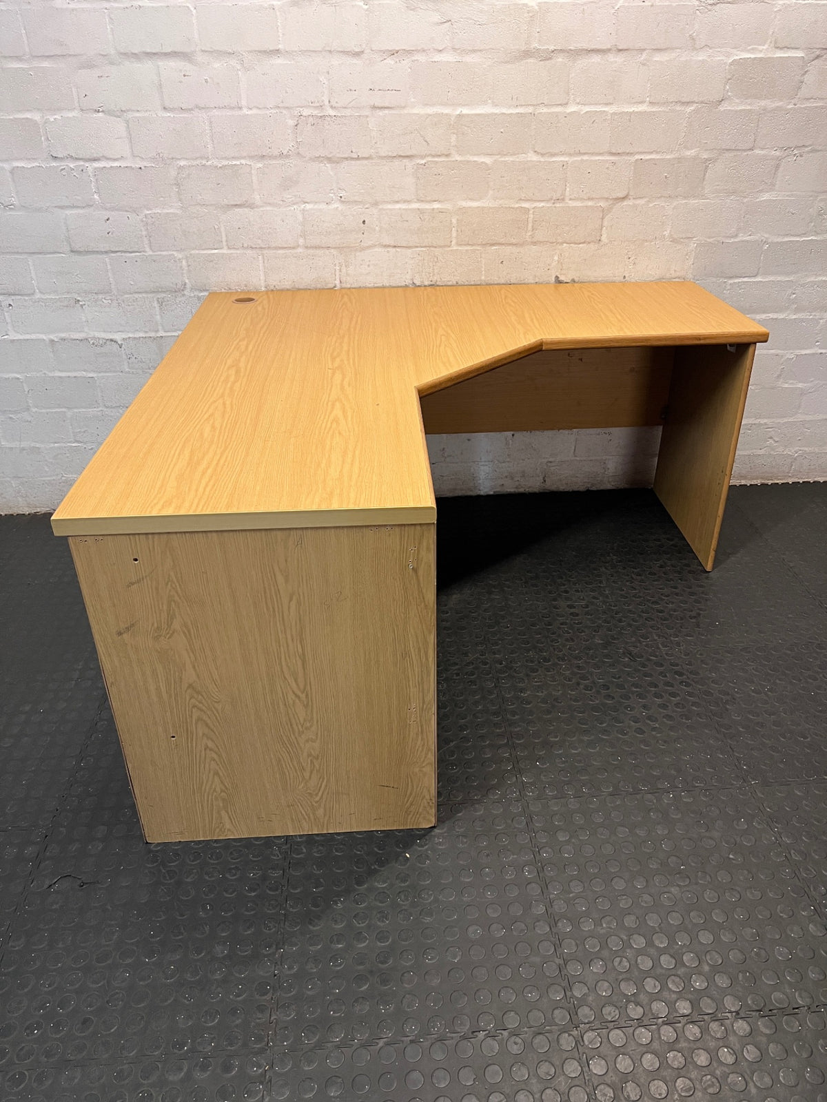 Oak-Look L-Shaped Corner Office Desk — Damaged Corner Desk in Fair Condition – side view