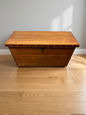 Classic Tapered Yellow Wood Kist — Good Working Order – styled product image