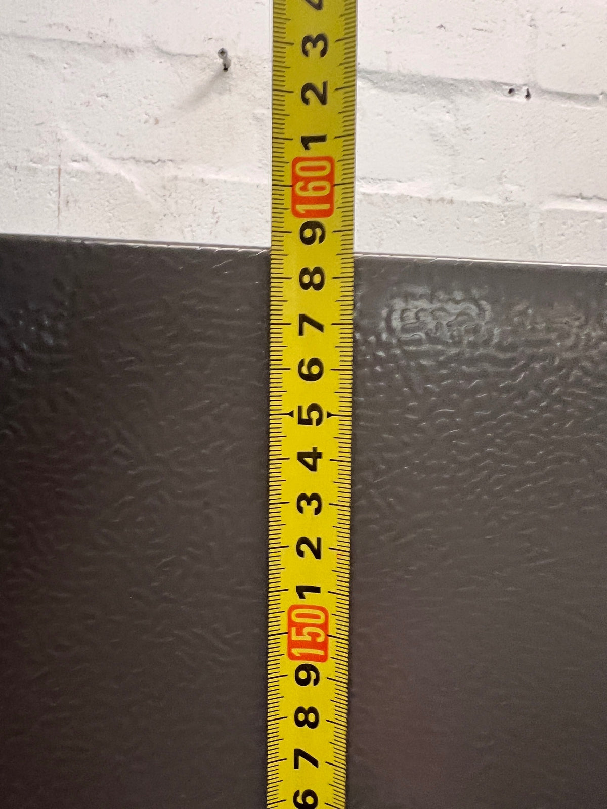 Hisense Silver Fridge-Freezer with Integrated Handles — Good Working Order – height measurement