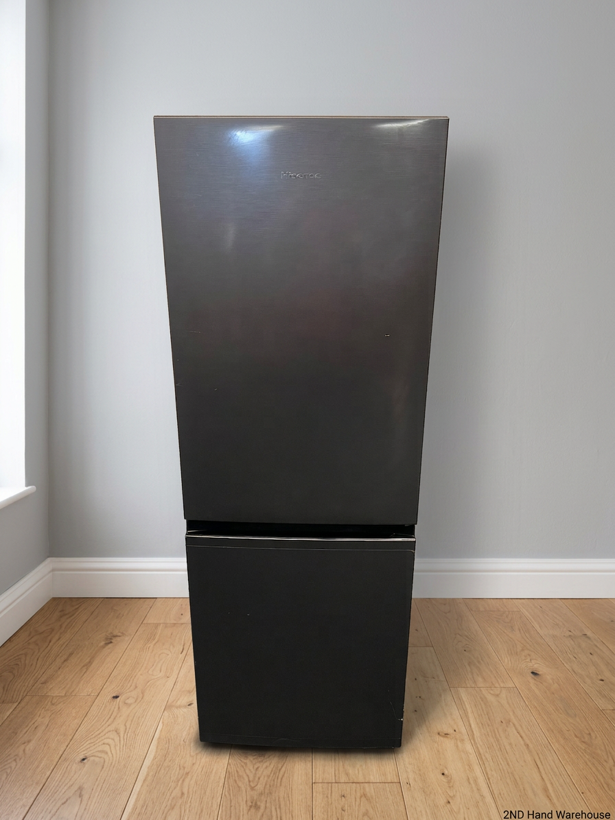 Hisense Silver Fridge-Freezer with Integrated Handles — Good Working Order – styled product image
