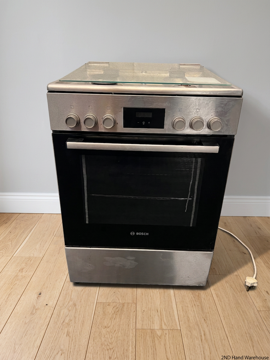 Bosch Freestanding Gas Stove with Glass Lid — Does Not Switch On – styled product image