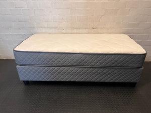 Bed Centre Merlot Orthopaedic Single Base Set — Fair Condition with Visible Wear – condition detail