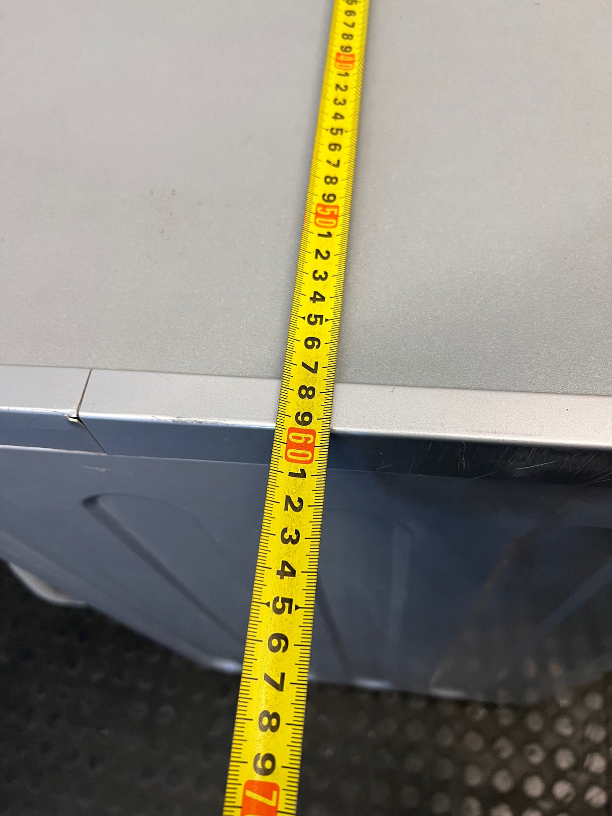 AEG Lavamat 7kg Front Loader Washing Machine — Noisy Operation with Drum Leaks – width measurement