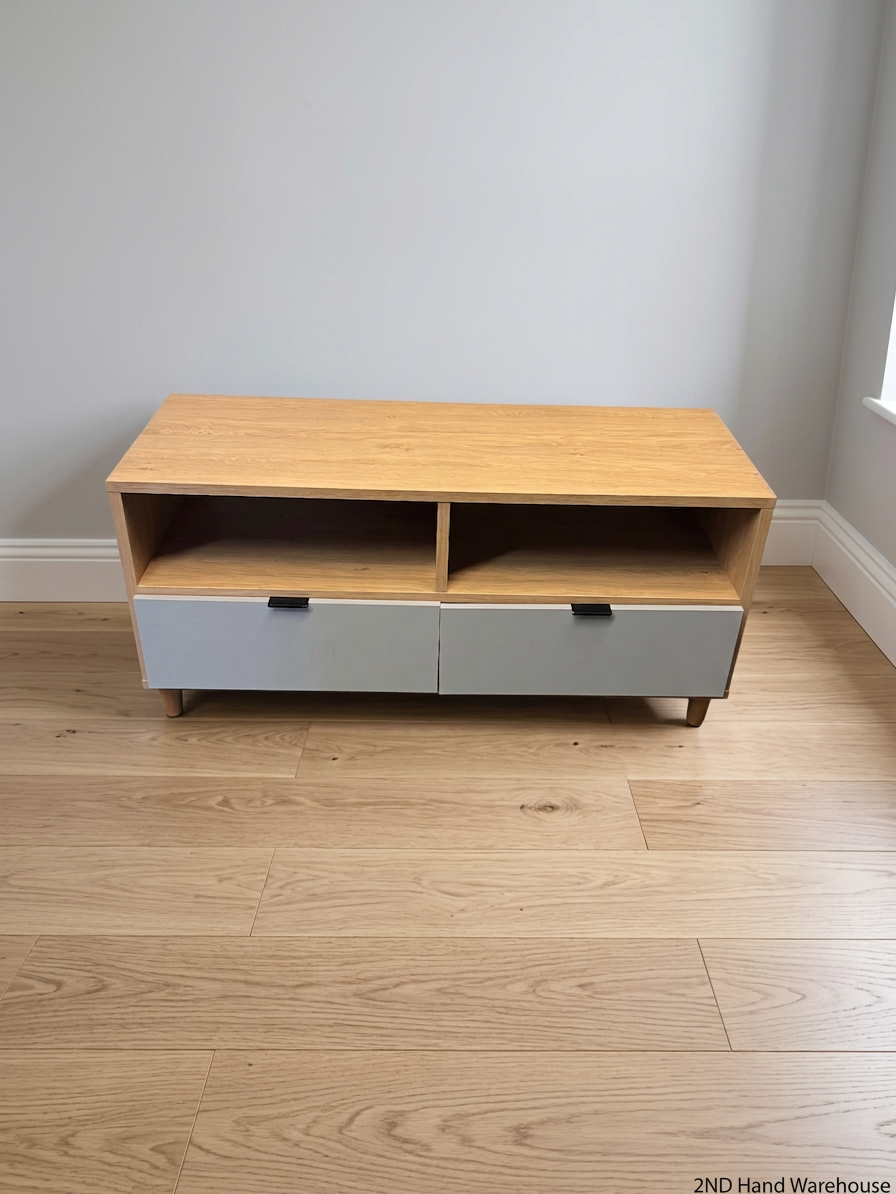 Oak Finish TV Unit with Grey Drawers — Great Condition Oak TV Unit – styled product image